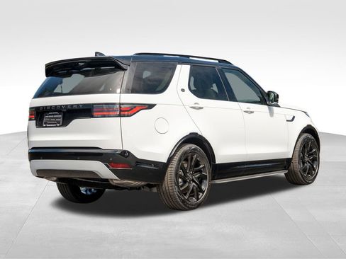 New 2025 Land Rover Discovery Dynamic SE image 4