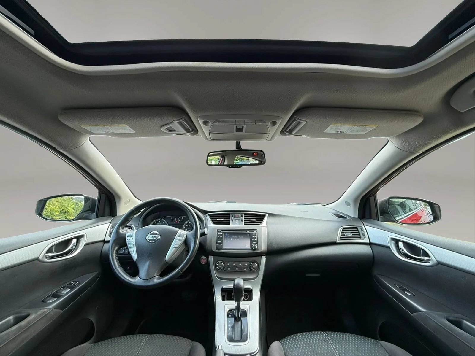 Used 2013 Nissan Sentra SR w/ Premium Pkg FWD image 14