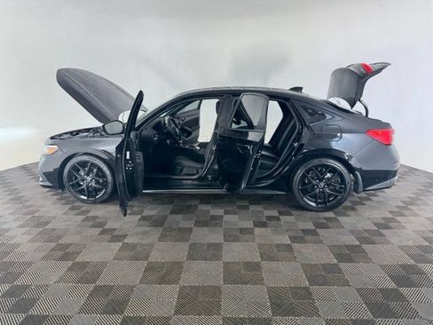Used 2024 Honda Civic Sport image 17