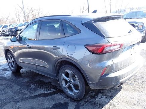 Certified 2025 Ford Escape ST-Line Select image 3