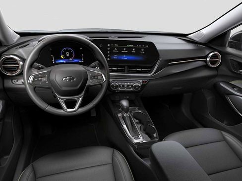 New 2026 Chevrolet Trax ACTIV w/ Sunroof Package FWD image 5