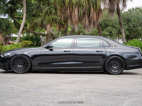 Used 2021 Mercedes-Benz Maybach S 580 4MATIC image 3