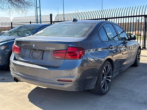 Used 2018 BMW 330i Sedan image 5