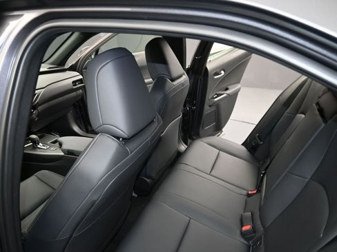 New 2025 Lexus UX 300h FWD image 12