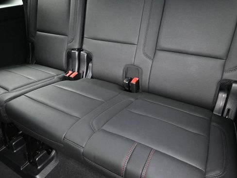 Used 2021 Chevrolet Tahoe RST AWD/4WD image 17