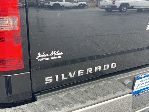 Used 2018 Chevrolet Silverado 1500 LT image 19