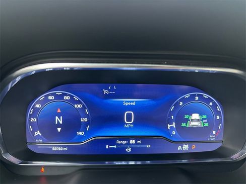 Used 2024 Chevrolet Suburban LT image 13