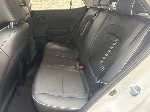 New 2026 Hyundai Venue SEL FWD image 12