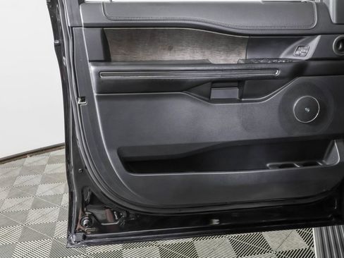 Used 2021 Ford Expedition Limited AWD/4WD image 35