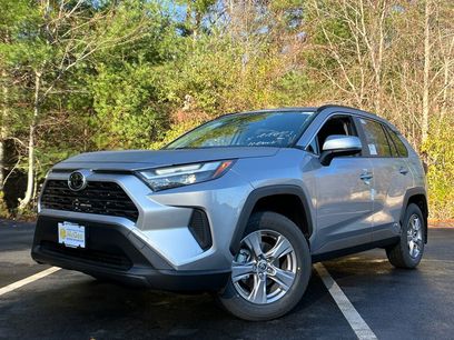 New 2025 Toyota RAV4 XLE w/ Convenience Package