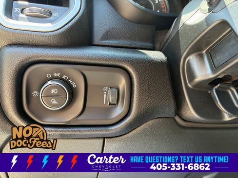 Used 2024 RAM 2500 Big Horn AWD/4WD image 22