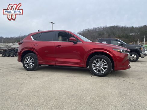 Used 2024 MAZDA CX-5 AWD 2.5 S w/ Preferred Package image 1