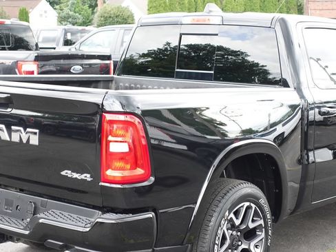 Used 2025 RAM 1500 Laramie w/ Sport Appearance Package AWD/4WD image 13