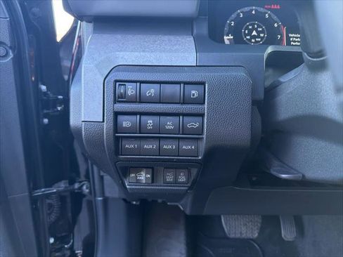 Certified 2025 Toyota Tacoma 4x4 Double Cab Hybrid image 23