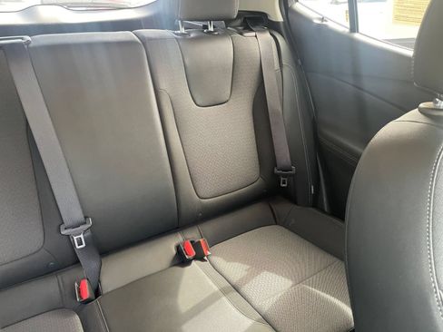 Used 2025 Buick Encore GX Preferred FWD image 36