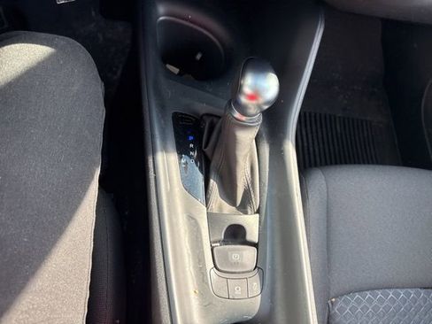 Used 2021 Toyota C-HR LE image 18