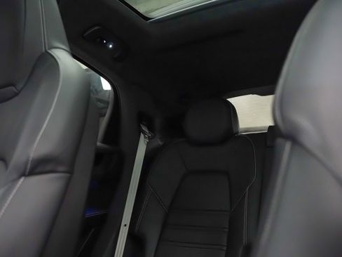 Certified 2025 Porsche Cayenne GTS image 36