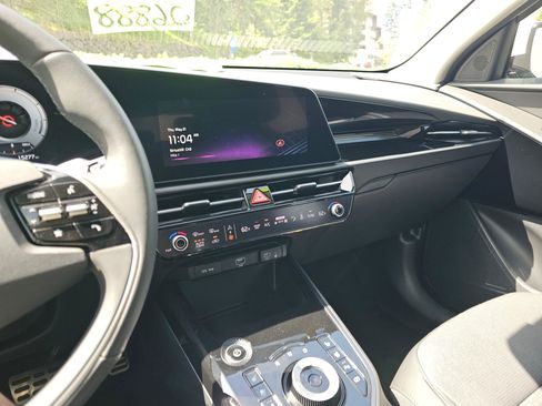 Used 2023 Kia Niro Wave FWD image 31
