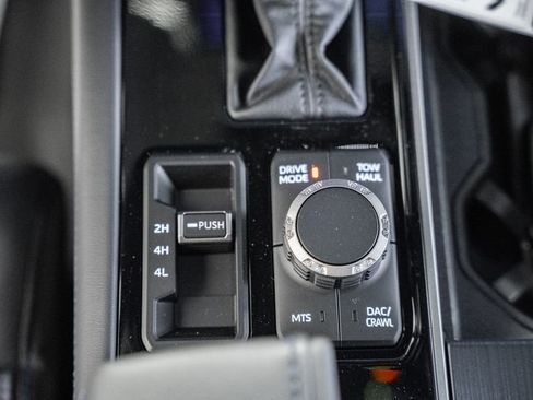 New 2026 Toyota Sequoia Platinum image 31