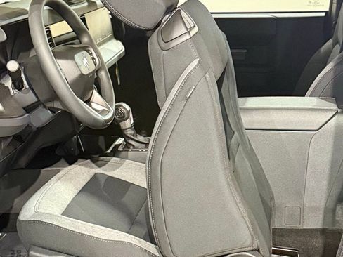 New 2026 Ford Bronco 2-Door AWD/4WD image 41