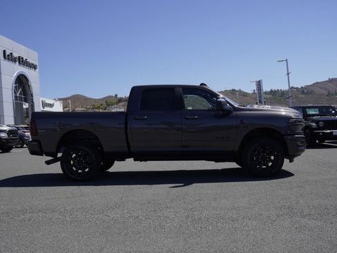 New 2026 RAM 2500 Laramie AWD/4WD image 3