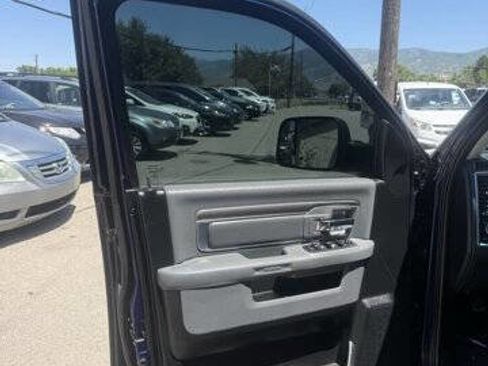 Used 2018 RAM 1500 Classic SLT AWD/4WD image 18