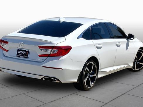 Used 2019 Honda Accord Sport image 12