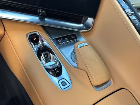 Used 2023 Chevrolet Corvette Stingray w/ Z51 Performance Package image 27