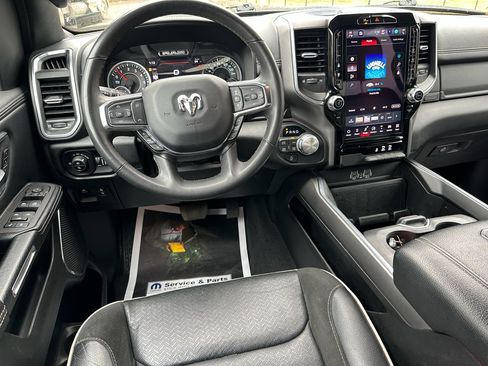 Used 2025 RAM 1500 Laramie image 13