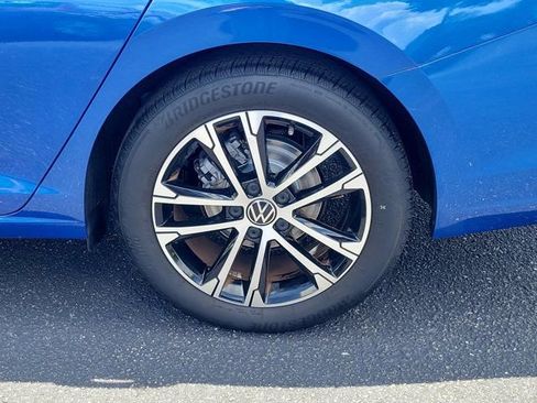Used 2023 Volkswagen Jetta Sport FWD image 29
