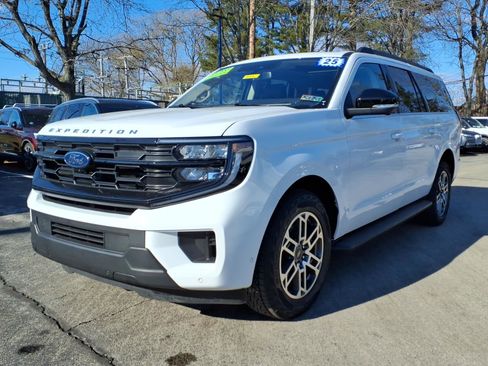 Used 2025 Ford Expedition Max Active image 8