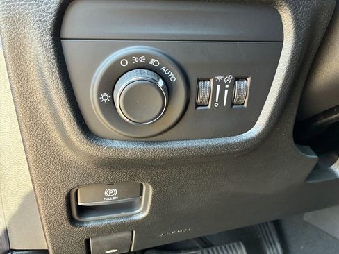 New 2026 Jeep Grand Cherokee Laredo X image 25