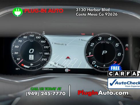 Used 2021 Jaguar F-PACE SVR image 28