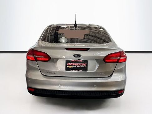 Used 2018 Ford Focus SEL FWD image 7
