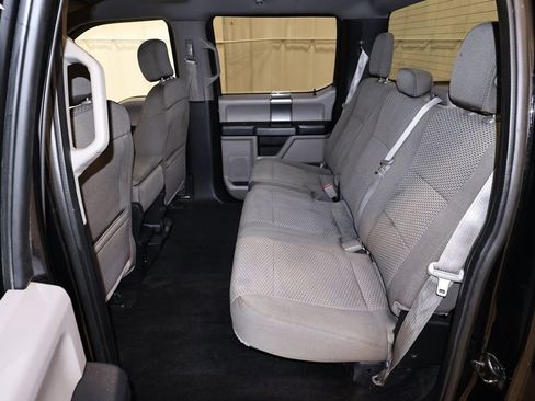 Used 2018 Ford F150 XLT w/ Equipment Group 302A Luxury image 15