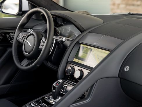 New 2024 Jaguar F-TYPE Coupe AWD image 26