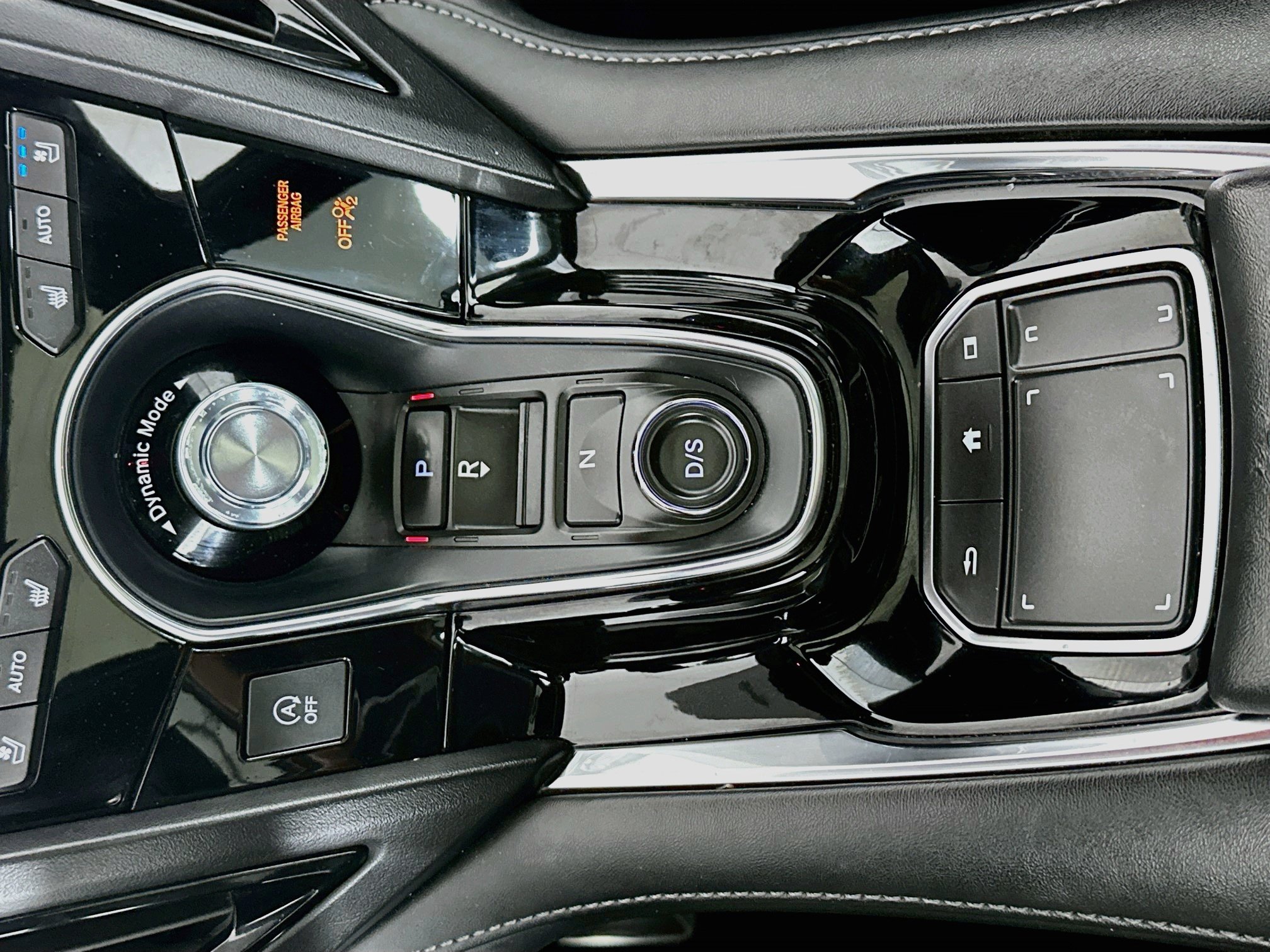 Used 2019 Acura RDX w/ Advance Package FWD image 24
