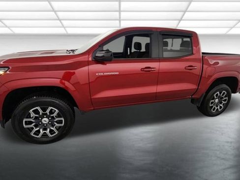 Used 2023 Chevrolet Colorado Z71 w/ Z71 Convenience Package 2 AWD/4WD image 4