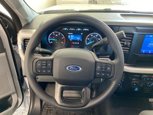 New 2026 Ford F250 XL w/ XL Chrome Package AWD/4WD image 13