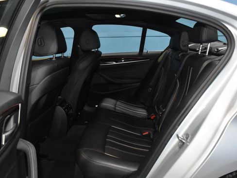 Used 2019 BMW 530i w/ Convenience Package image 24