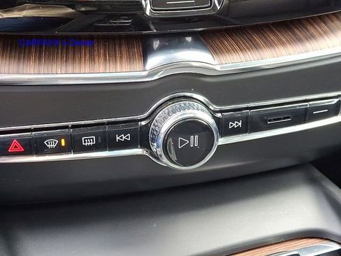 Used 2021 Volvo XC60 T8 Inscription Expression w/ Advanced Package image 19