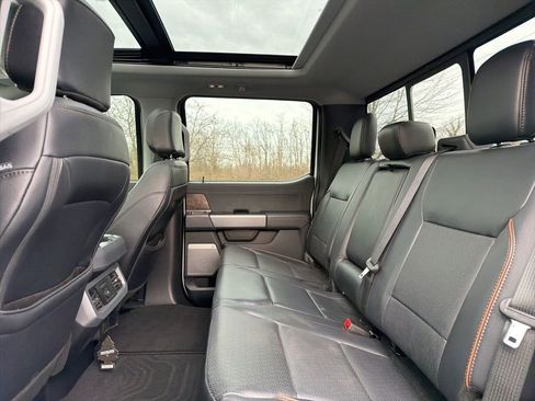 Used 2025 Ford F250 Lariat w/ Lariat Ultimate Package image 6