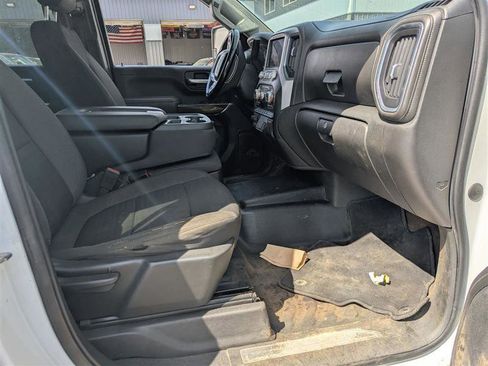 Used 2023 GMC Sierra 3500 SLE w/ SLE Convenience Package AWD/4WD image 11