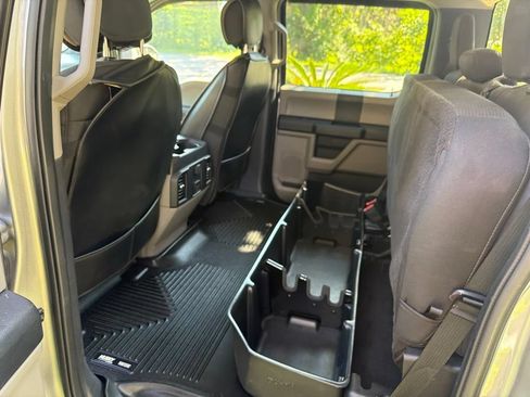 Used 2020 Ford F150 XL w/ Equipment Group 101A Mid AWD/4WD image 9