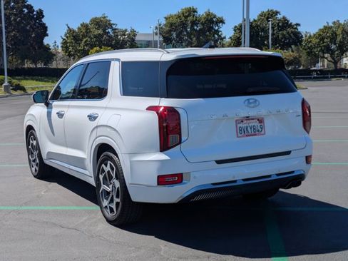 Used 2022 Hyundai Palisade Calligraphy image 8