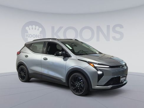 New 2027 Chevrolet Bolt RS w/ Technology Package FWD image 2
