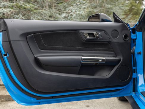 Used 2017 Ford Mustang Shelby GT350 image 23