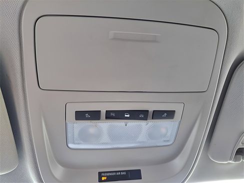 Used 2022 GMC Canyon AT4 w/ Trailering Package image 19