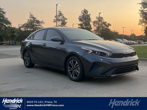 Used 2024 Kia Forte LXS FWD image 1