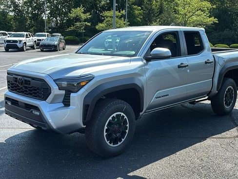 New 2026 Toyota Tacoma TRD Off-Road AWD/4WD image 3